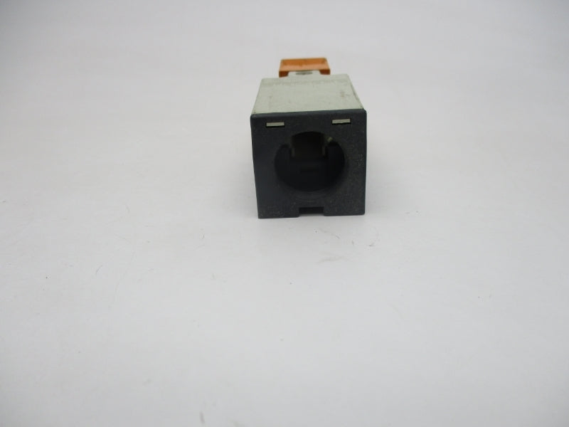 SIEMENS 3SE3200-0XB 220VAC 6A UNMP