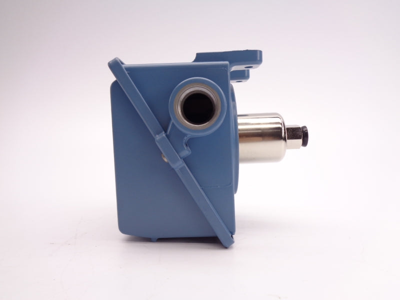 UNITED ELECTRIC J400-156 480VAC 15A 0-100PSI NSMP