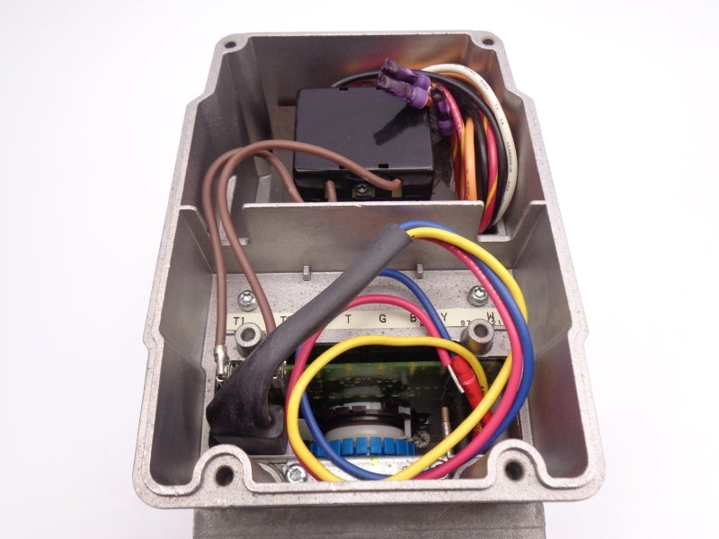 HONEYWELL M4185B1058 120/208/240 NSNP