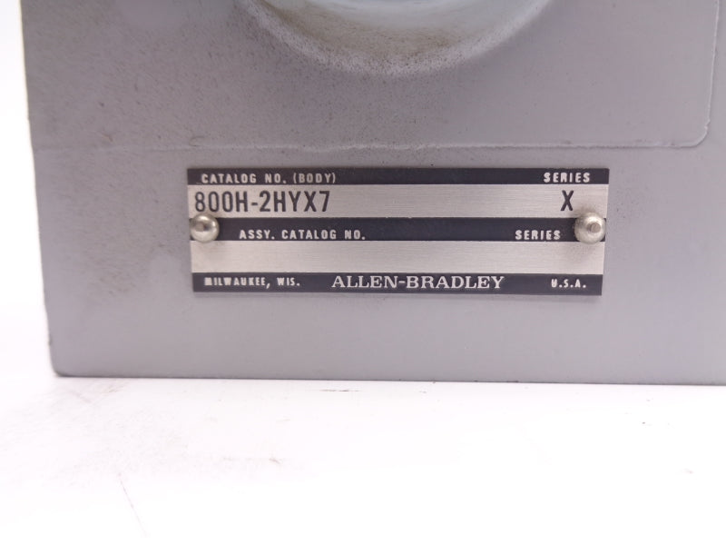 ALLEN BRADLEY 800H-2HYX7 SER.X UNMP