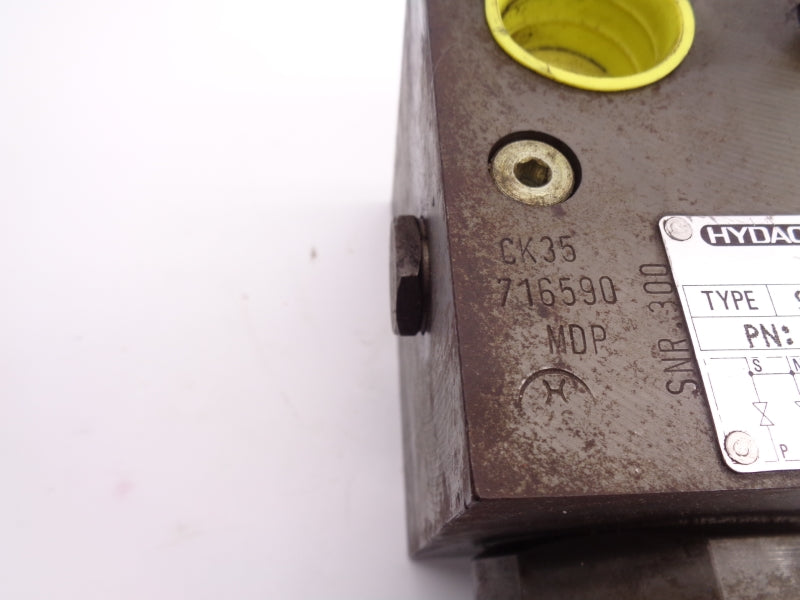 HYDAC SAB32M12-CL 02070899 5800PSI (AS PICTURED) NSNP