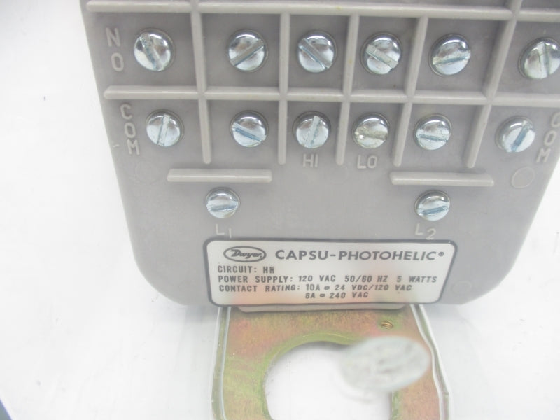 DWYER 43230SB 240VAC 6A 500PSI NSMP