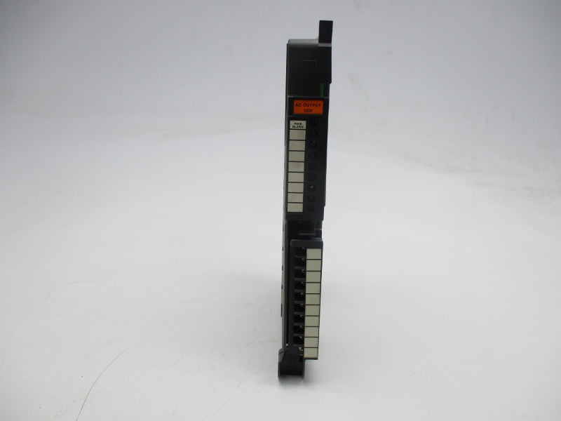 ALLEN BRADLEY 1771-OA SER. B 120VAC UNMP