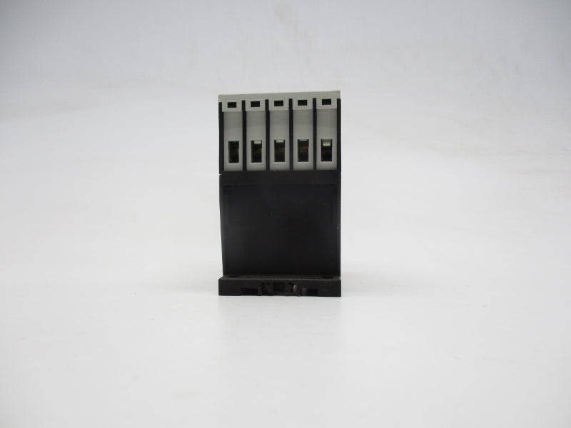 EATON DILA-22 XTRE10B22 110/120V 16A NSNP