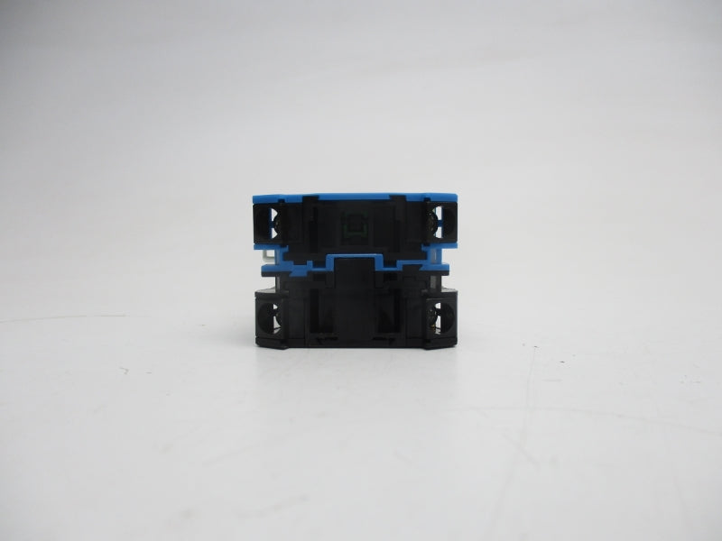 IDEC HW1L-M2F10QD-G-24V 24V NSMP