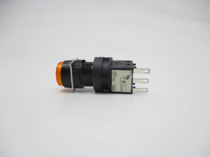 IDEC LA1P-1C04-A 28V NSMP