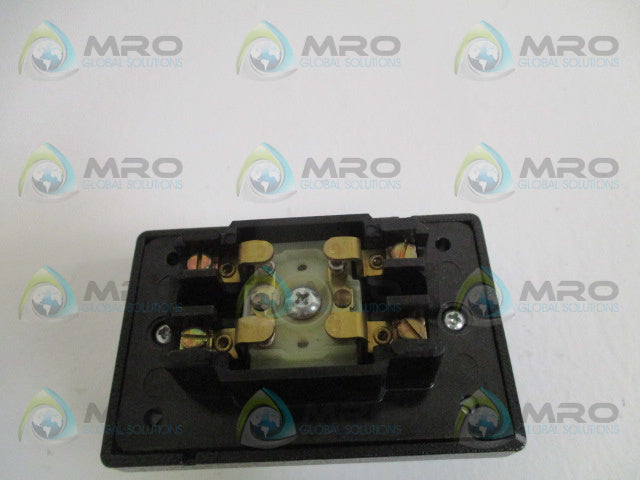 REES 01508-012 MUSHROOM PLUNGER SWITCH *NEW NO BOX*