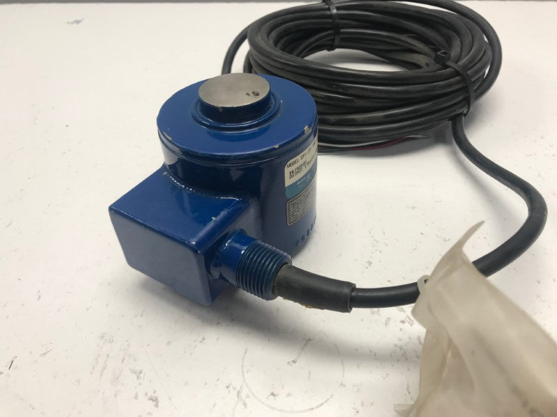 REVERE TRANSDUCERS CP1-D1-10K-30P5 LOAD CELL 10Klbs *NEW NO BOX*
