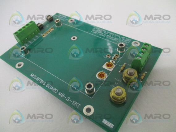 RO ASSOCIATES MB-S-SKT MOUTING BOARD *USED*