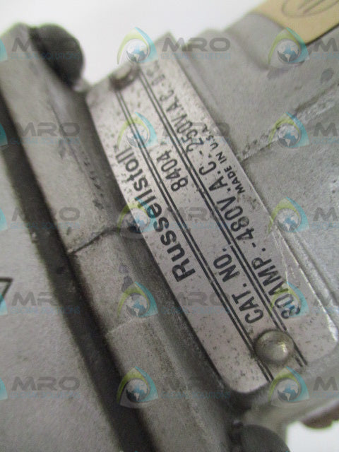 RUSSELLSTOLL 8404 RECEPTACLE *USED*