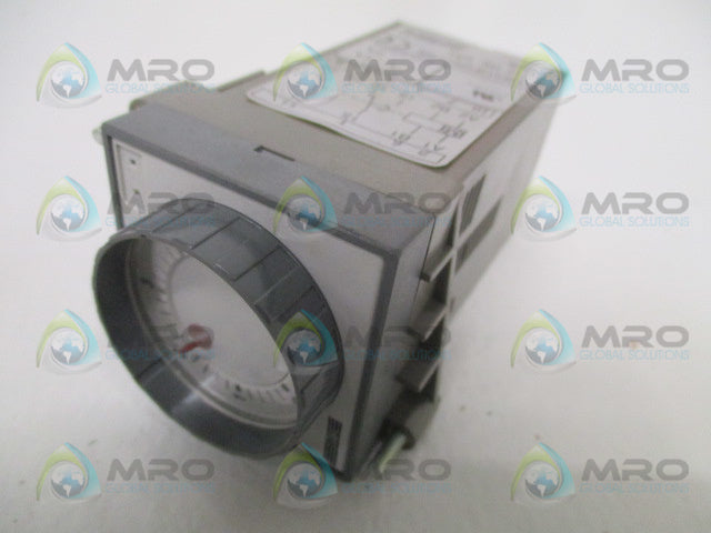 SAIA K0E512F0MVJ1N00 TIME DELAY RELAY 110VAC *NEW NO BOX*