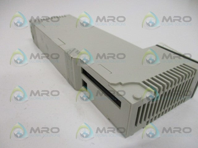 SCHNEIDER TSX QUANTUM 140DDI35300 INPUT MODULE *NEW IN BOX*