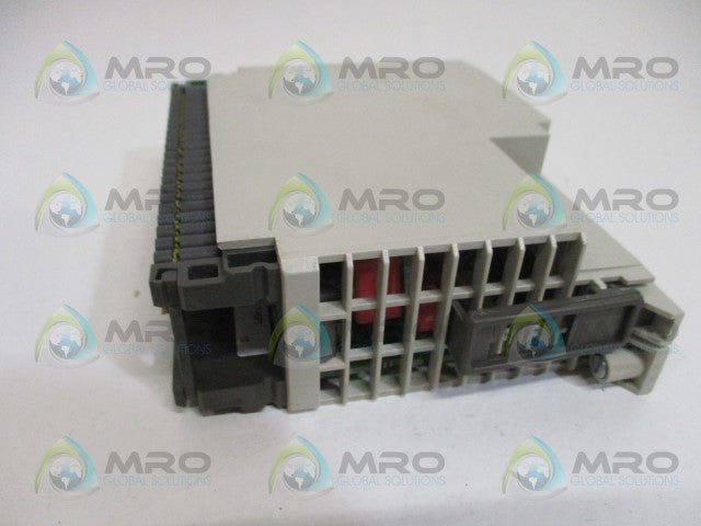 SCHNEIDER AEG TSX COMPACT DEP218/AS-BDEP-218 DISCRETE INPUT MODULE *NEW IN BOX*