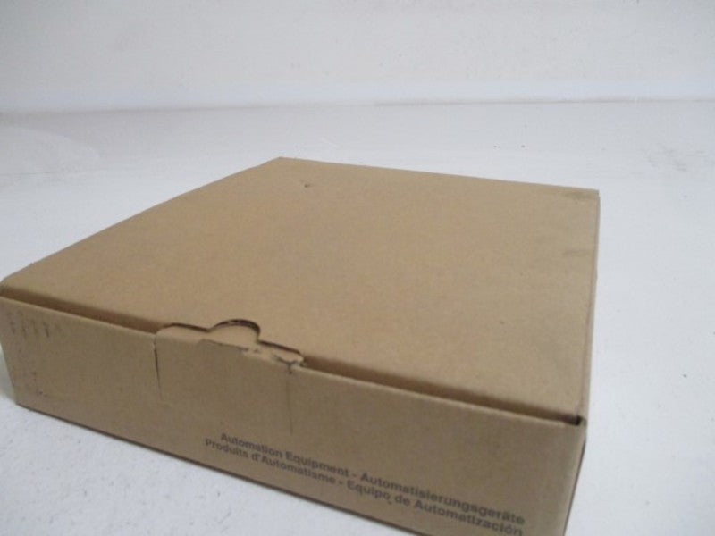 SCHNEIDER AUTOMATION TSXMPM100 *NEW IN BOX*