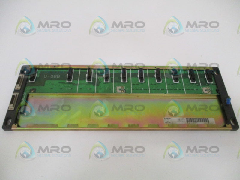 SIEMENS SIMATIC U-08B PLC RACK MODULE 8 SLOT *USED*