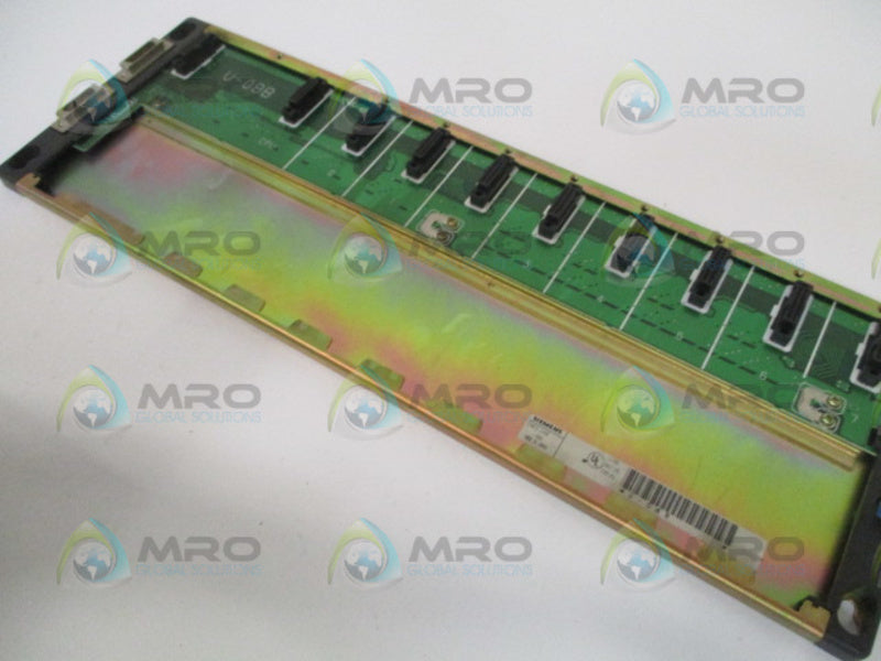 SIEMENS SIMATIC U-08B PLC RACK MODULE 8 SLOT *USED*