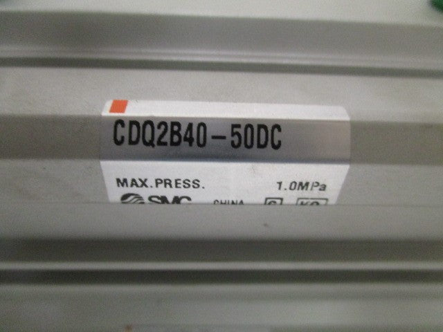 SMC CDQ2B40-50DC PNEUMATIC CYLINDER COMPACT *NEW NO BOX*