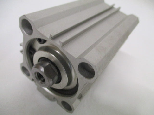 SMC CDQ2B40-50DC PNEUMATIC CYLINDER COMPACT *NEW NO BOX*