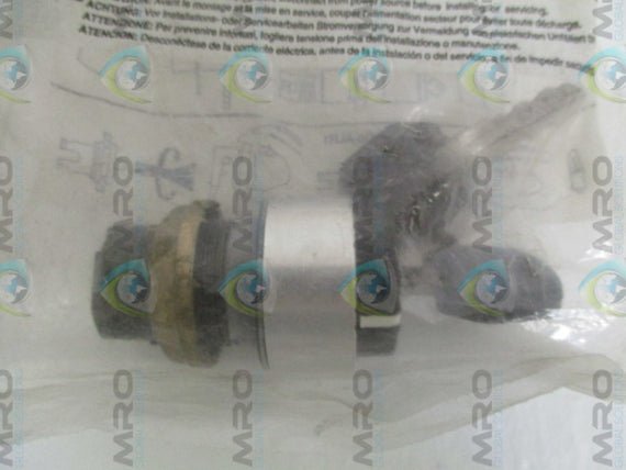 SPRECHER+SCHUH D5M-KM2R1 KEY MAINTAINED SELECTOR SWITCH *NEW IN FACTORY BAG*