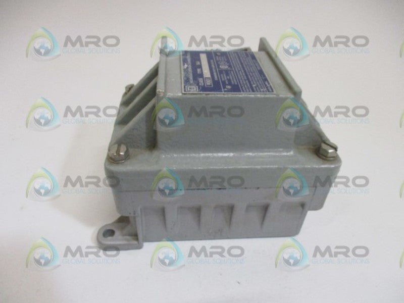 SQUARE D 9001-BR216 EXPLOSION PROOF MOTOR STARTER CONTROL STATION *NEW NO BOX*