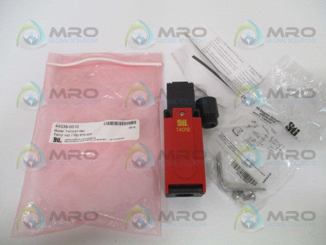 STI 44538-0010 T4012-011SM SAFETY INTERLOCK SWITCH *NEW IN FACTORY BAG*
