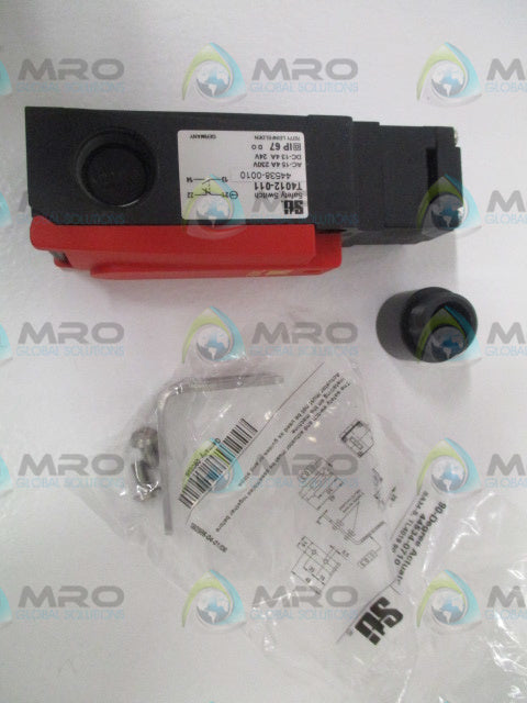 STI 44538-0010 T4012-011SM SAFETY INTERLOCK SWITCH *NEW IN FACTORY BAG*