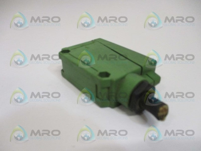 SUNX VF-M10DT *USED*