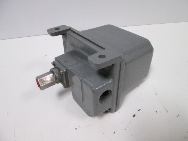 Square D 9012GFR3 NSNP **GENUINE** 9012 GFR3 Schneider Telemecanique