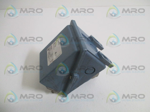 UNITED ELECTRIC H402-156 PRESSURE SWITCH 0-100 PSI *NEW NO BOX*