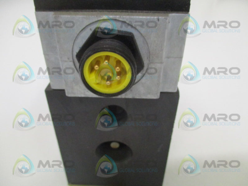 VICKERS PA5DG4S4LW-012C-B-60 PILOT VALVE *NEW NO BOX*