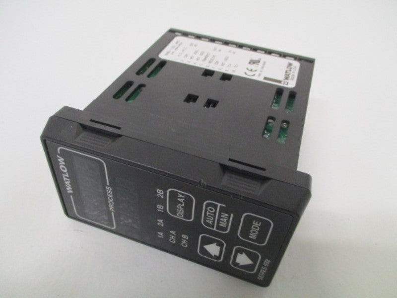 WATLOW 998D-11EE-JRRG TEMPERATURE CONTROLLER *NEW NO BOX*