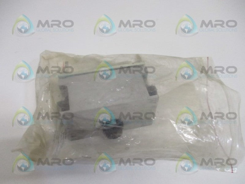 WEIGH-TRONIX 13197-0014 SCALE SUMMING BOX  *NEW NO BOX*