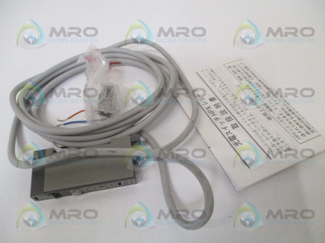 YAMATAKE-HONEYWELL HPX-A1 FIBER OPTIC PHOTOELECTRIC SENSOR *NEW IN BOX*