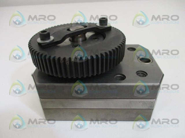 ZENITH 11-54563-2000-0 BLB5456-10-000 GEAR PUMP *NEW IN BOX*