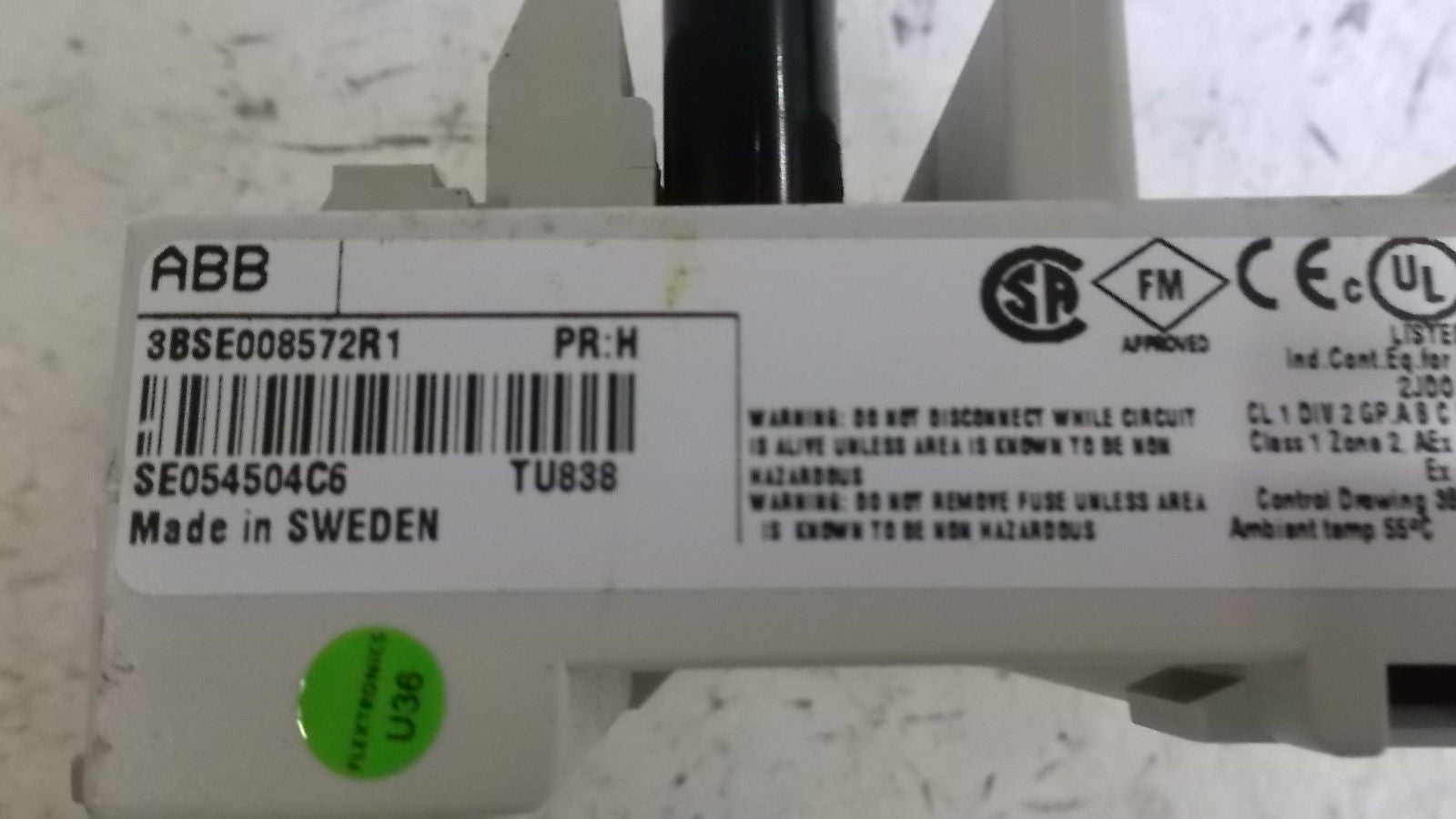 ABB 3BSE008572R1 TERMINAL EXTENDED MODULE *USED*