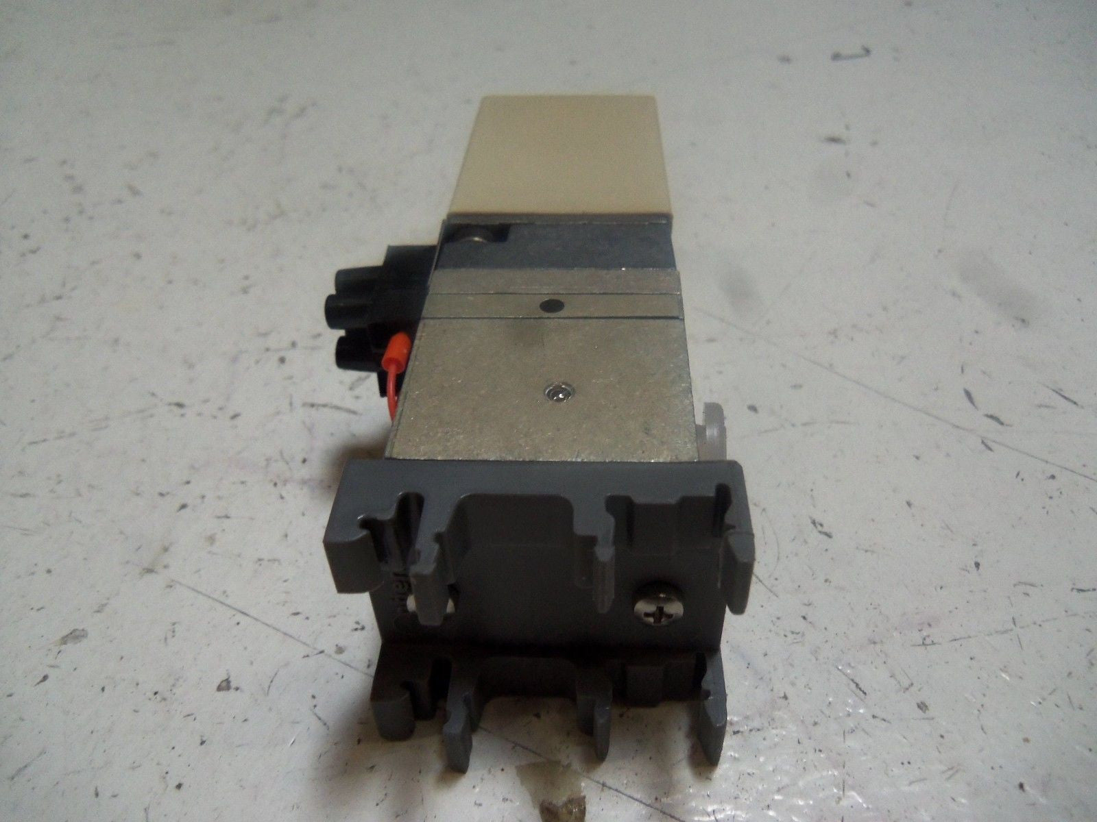 ABB 5220716-101526 SIGNAL CONVERTER *NEW NO BOX*