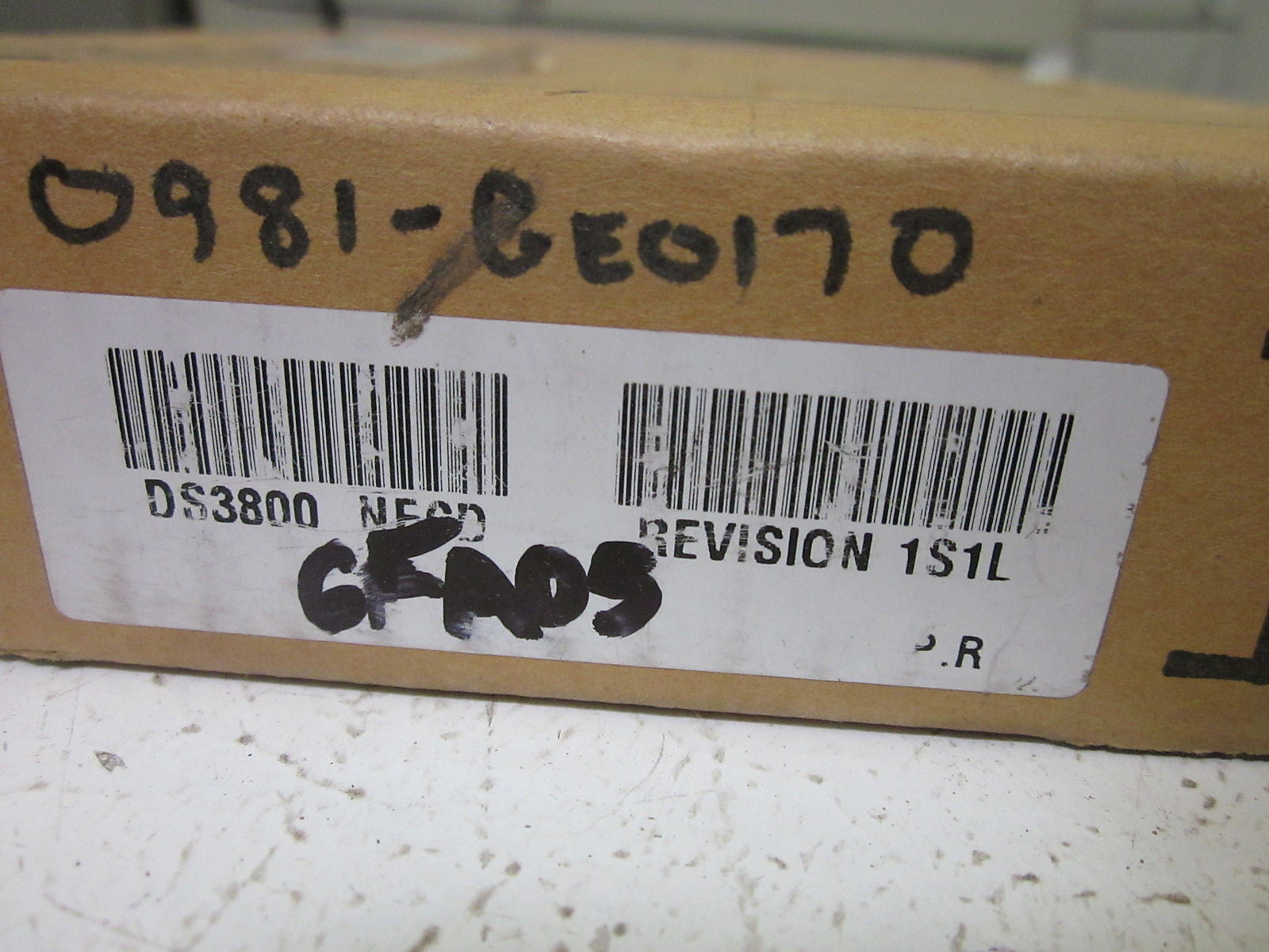 ABB 57275758 DIGITAL OUTPUT BOARD  *NEW IN BOX*