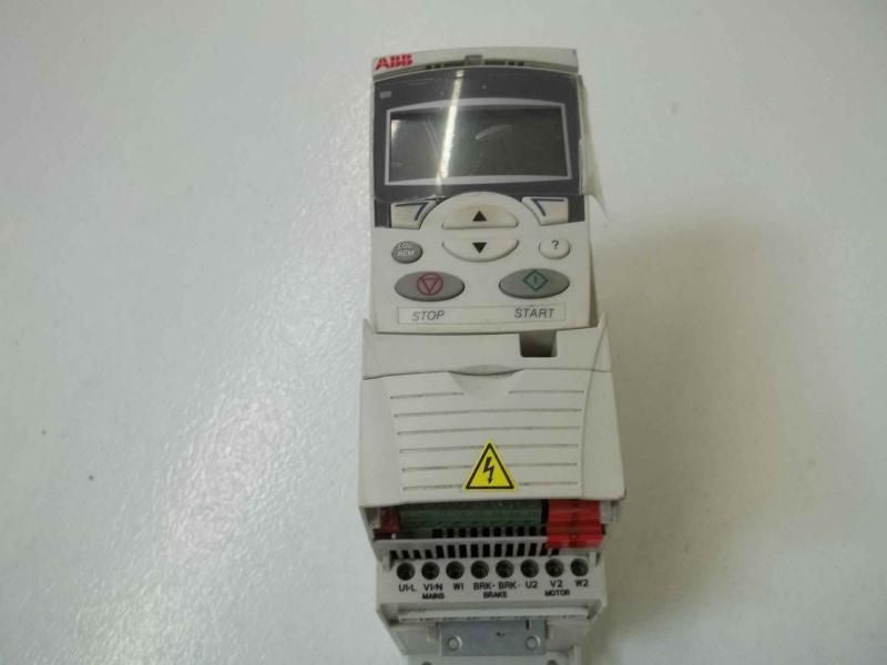 ABB ACS355-03U-05A6-4 AC DRIVE *USED*