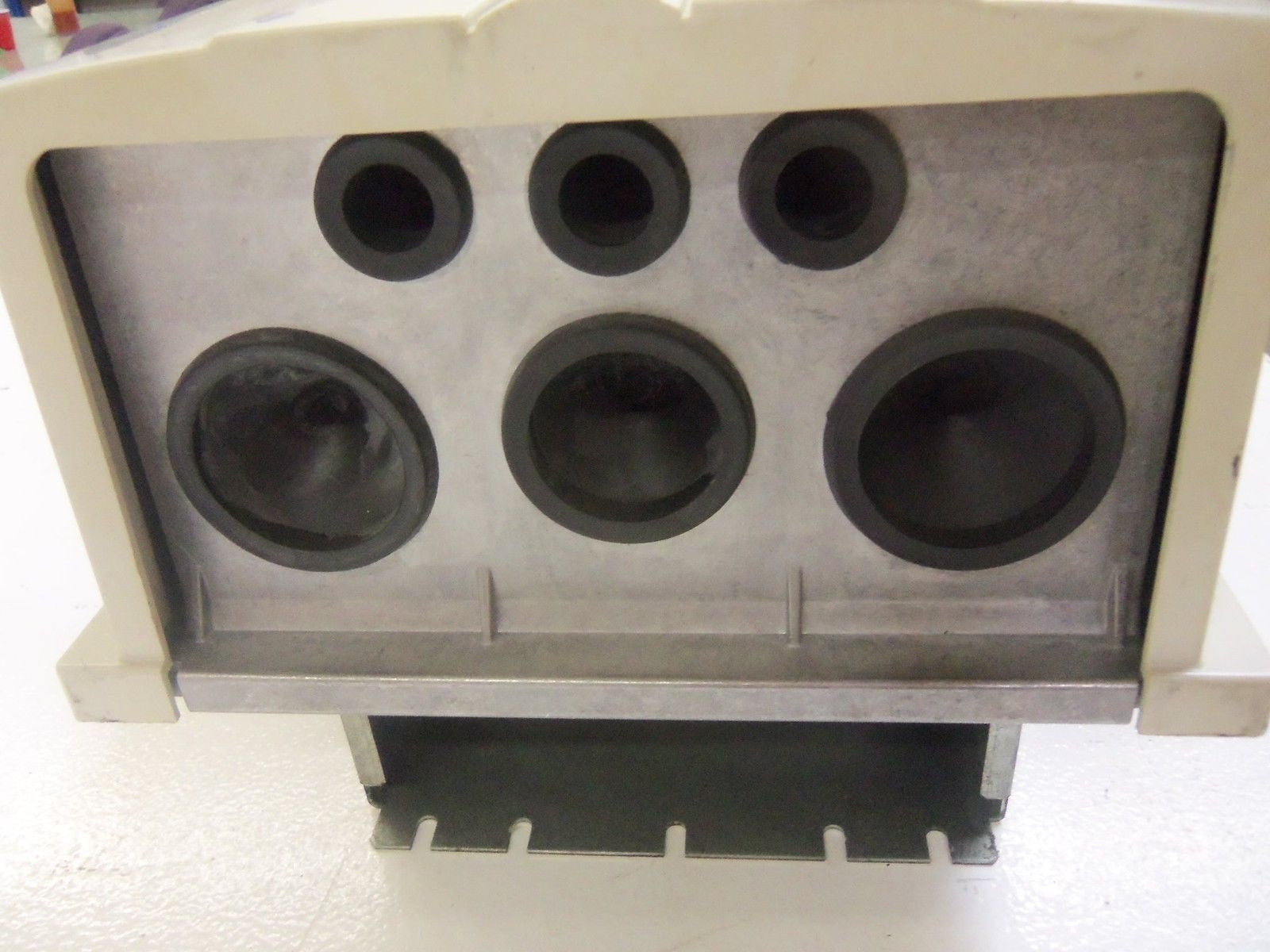 ABB ACS550-U1-038A-4 AC DRIVE *USED*