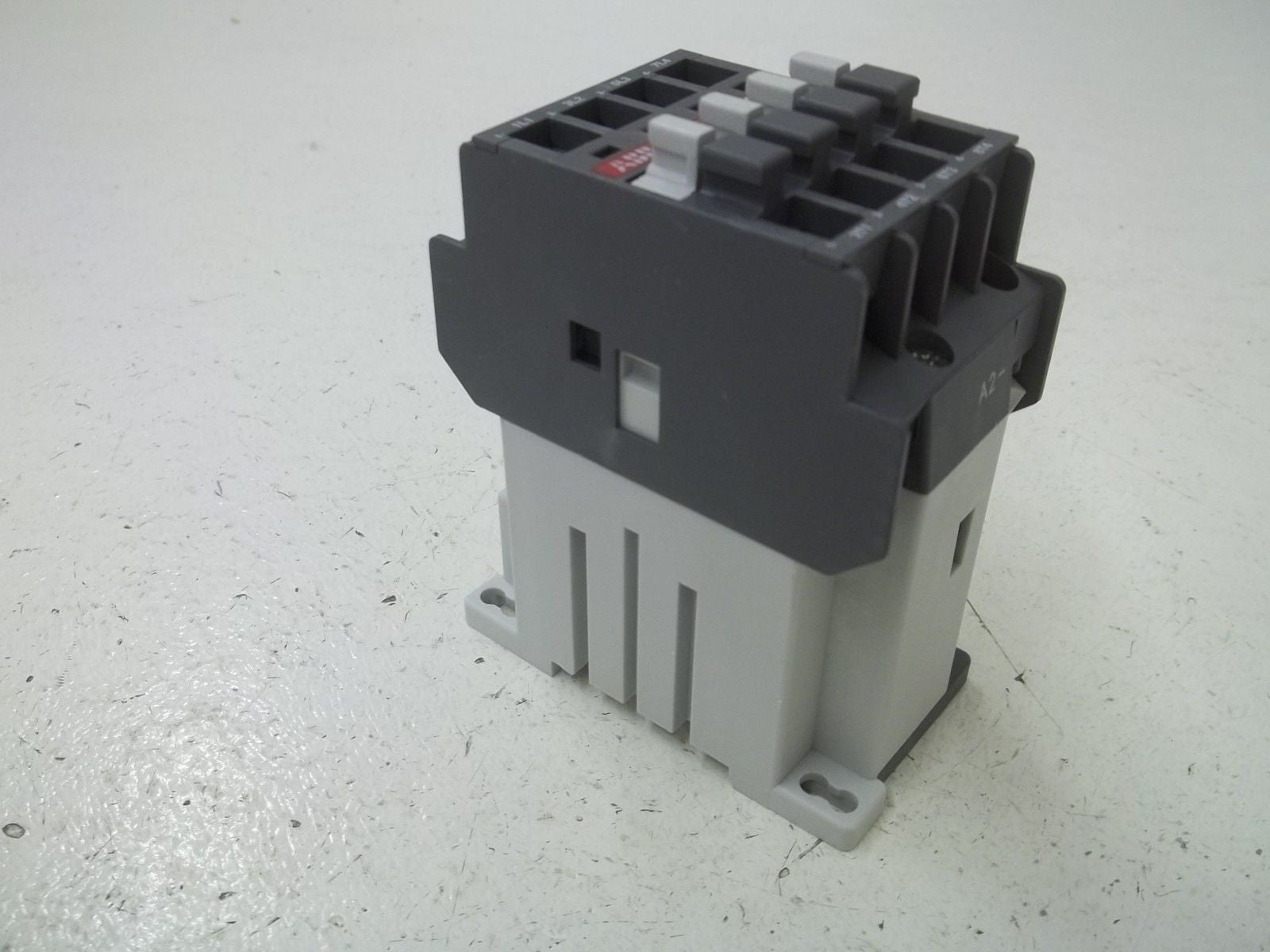 ABB AL16-40-00 CONTACTOR 24V-DC *NEW IN BOX*