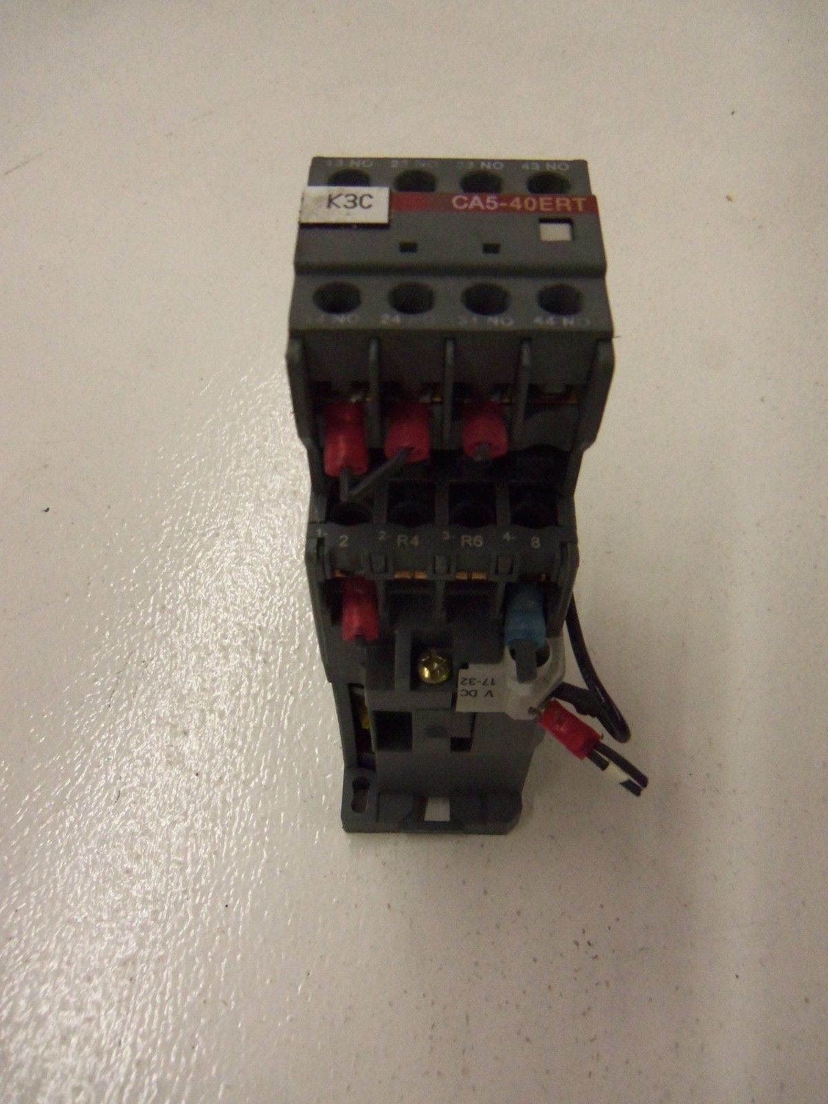 ABB CA5-40ERT W/ TBC16-22-00 17-32 VDC *NEW NO BOX*
