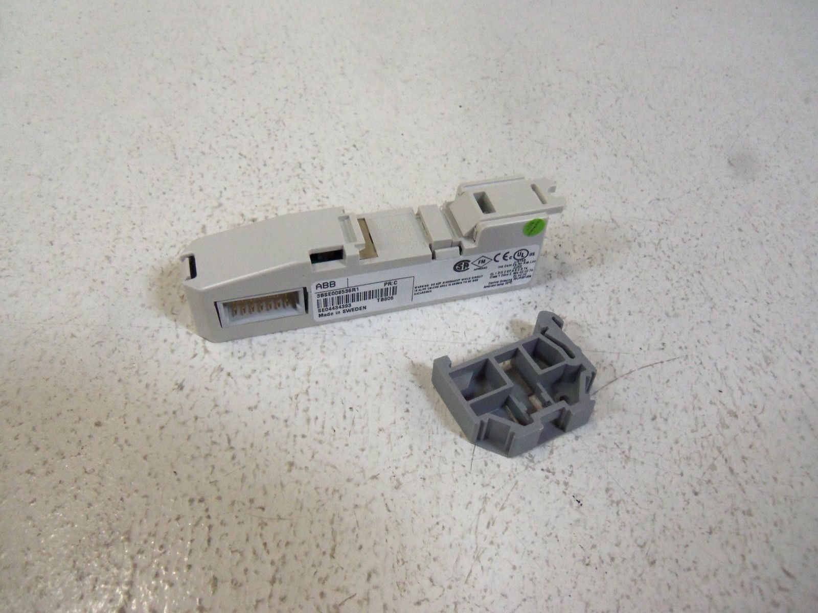 ABB CABLE ADAPTER INLET BUS TB806 *NEW NO BOX*