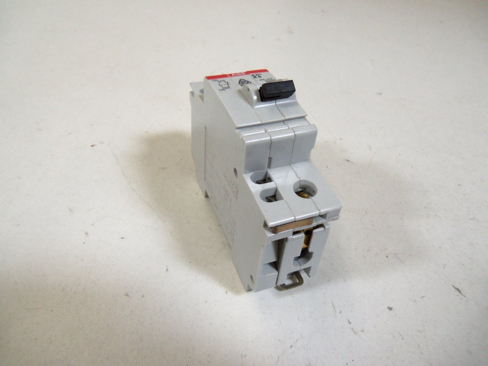 ABB S271-K6 CIRCUIT BREAKER 6A W/ S2-H AUXILIARY CONTACT *NEW NO BOX*