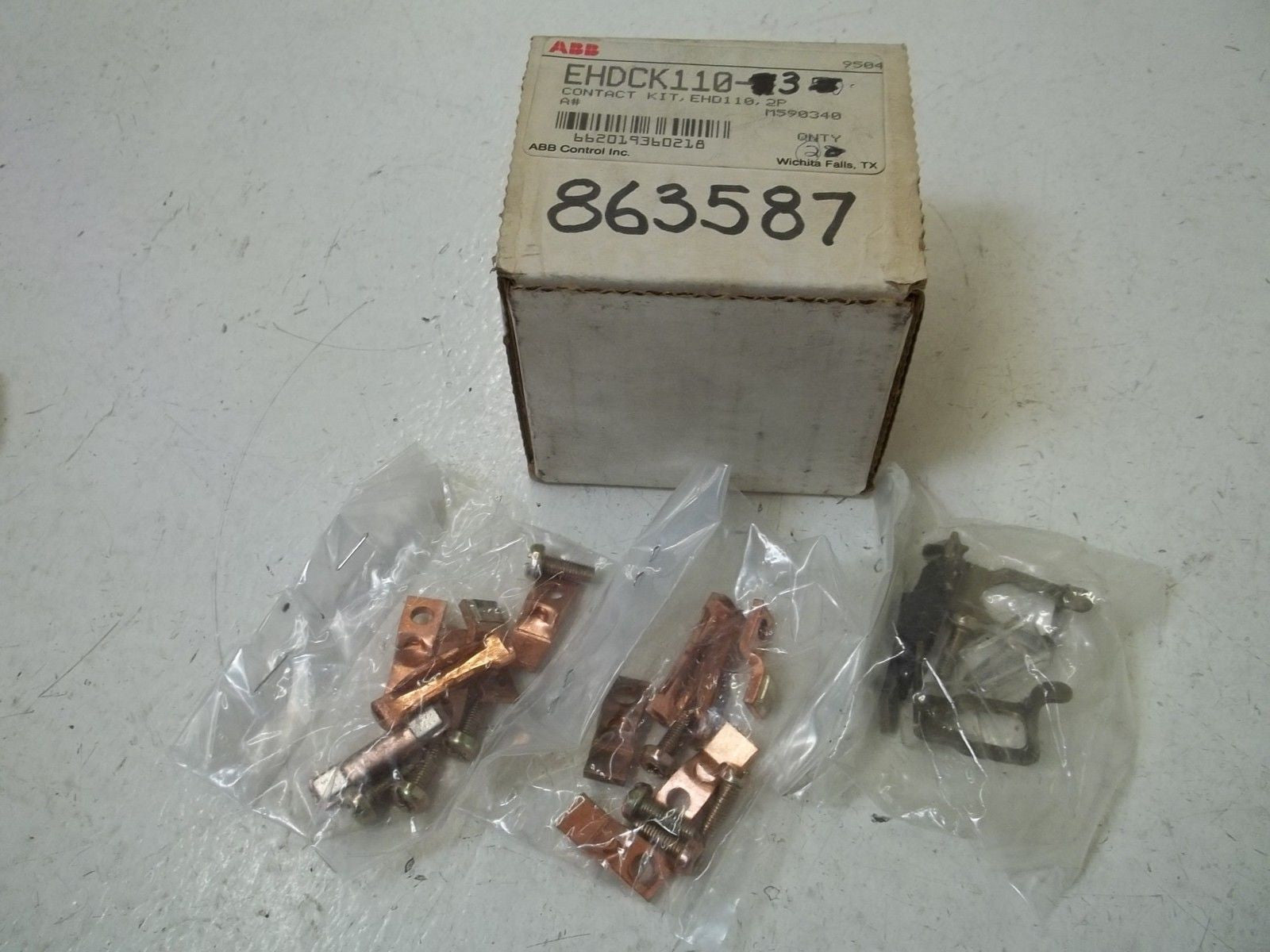 ABB EHDCK110-3 CONTACT KIT *USED*