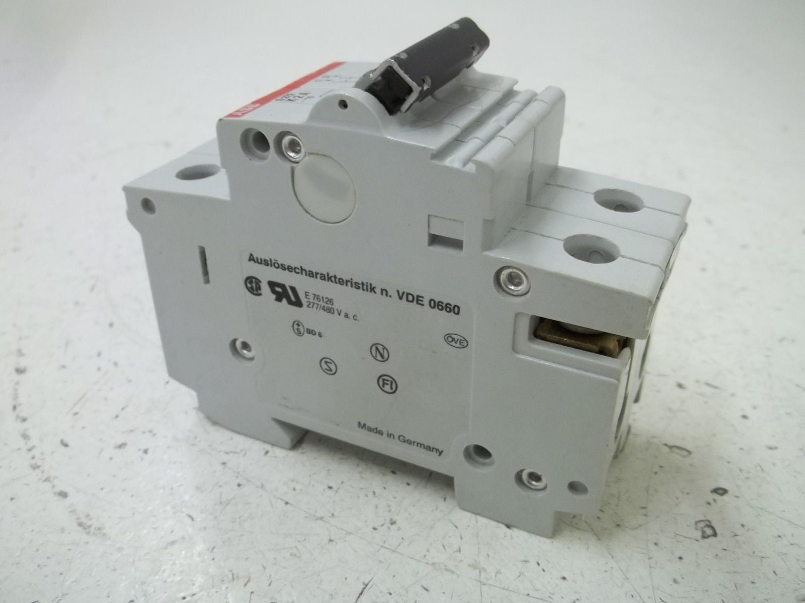 ABB S272-K2 CIRCUIT BREAKER 2A *USED*