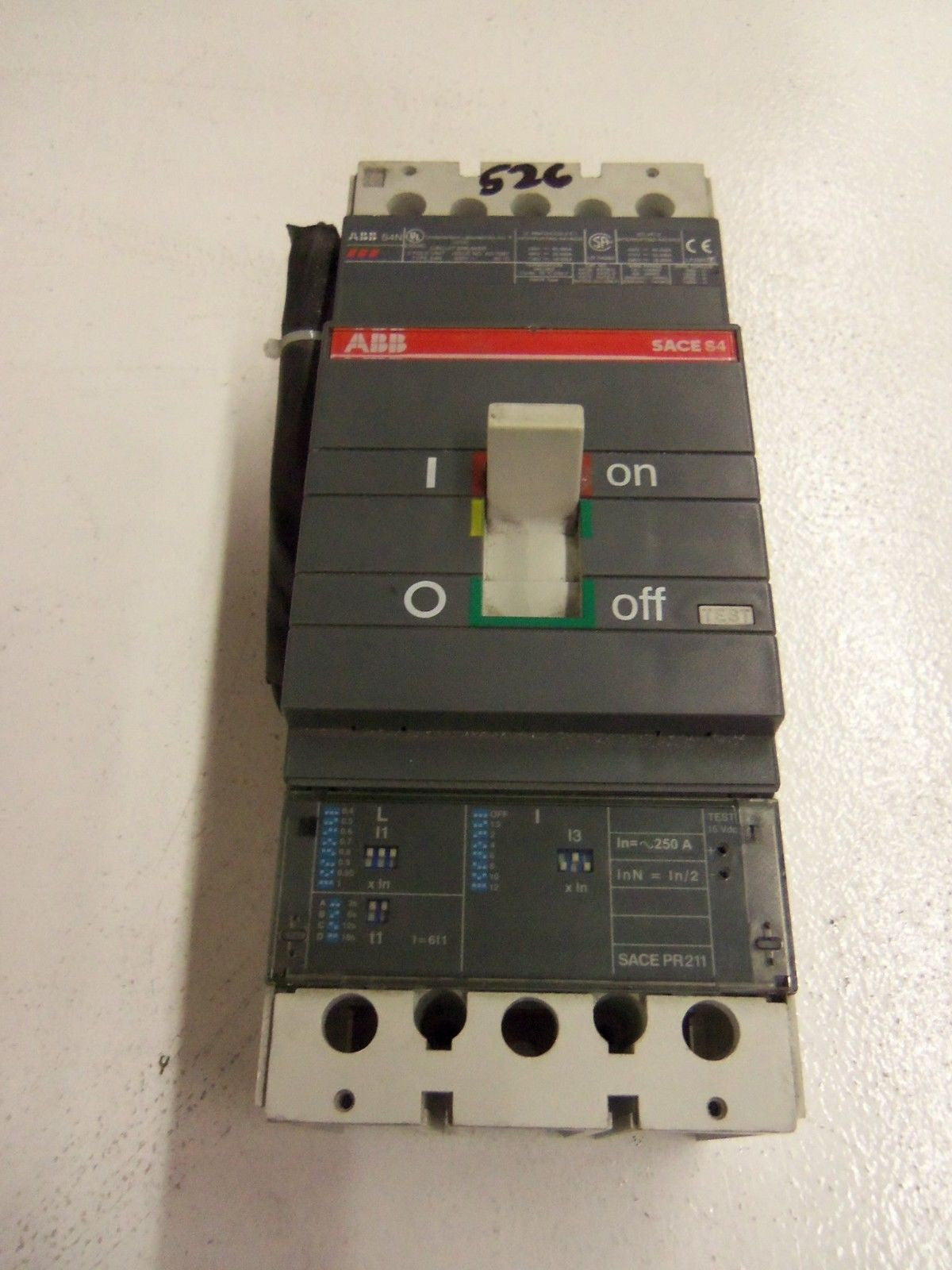 ABB SACES4 W/ SACEPR211  CIRCUIT BREAKER *USED*