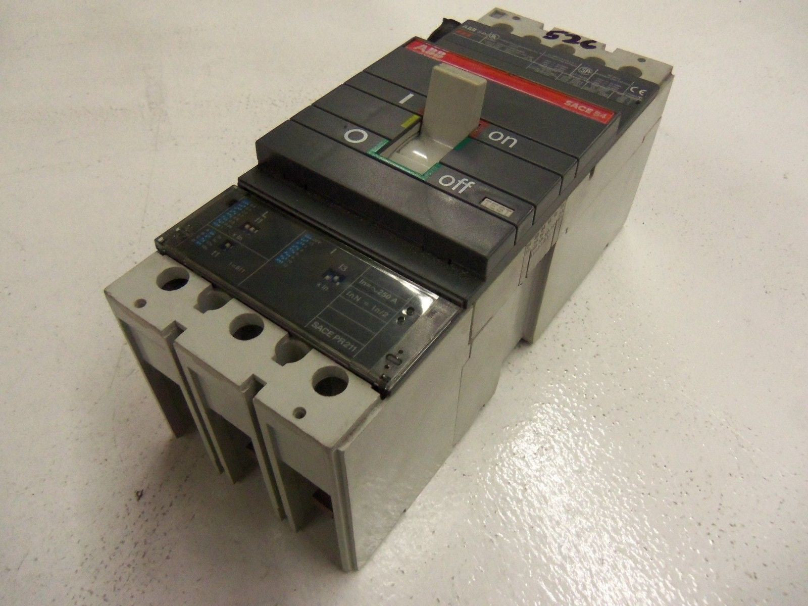 ABB SACES4 W/ SACEPR211  CIRCUIT BREAKER *USED*