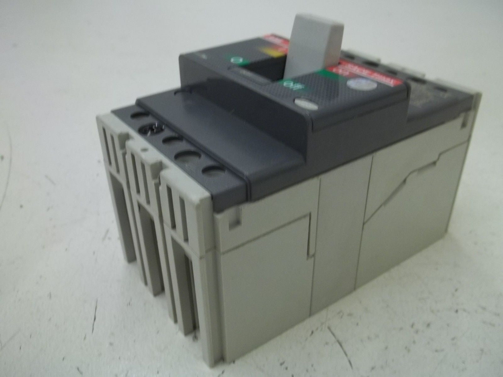ABB T1N050TL CIRCUIT BREAKER *NEW IN BOX*