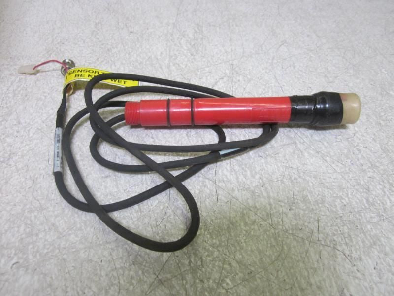 ABB TB557J2600-04  INSERTION SENSOR *USED*