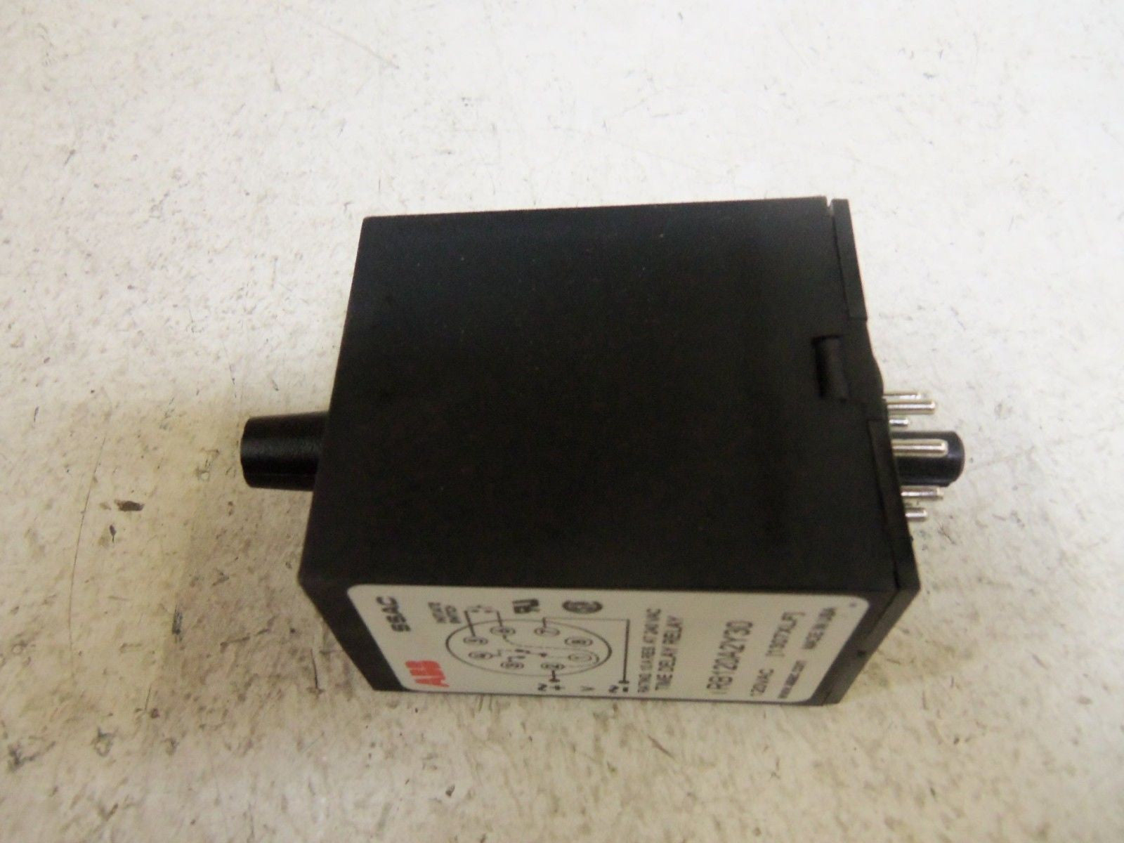ABB SSAC TRB120A2Y30 TIME DELAY RELAY *NEW IN BOX*